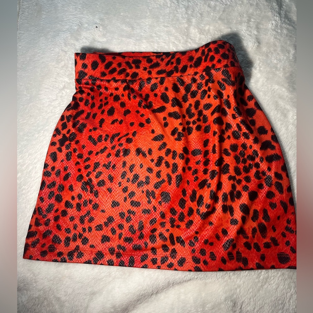 2000’s Red Cheetah Print Mini Skirt